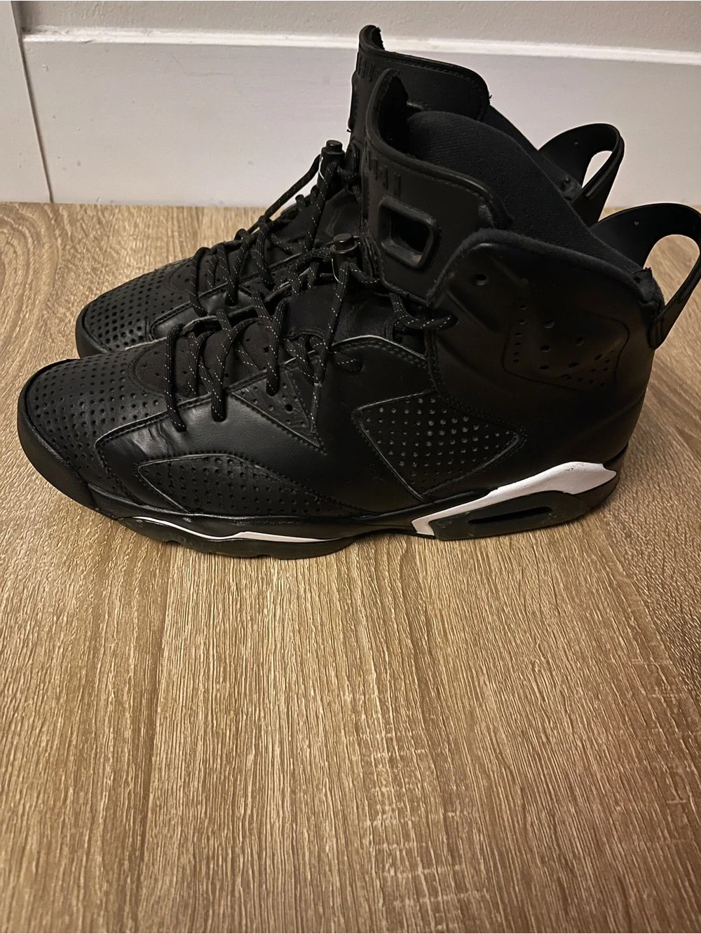 Jordan Retro 6 Black Cat
